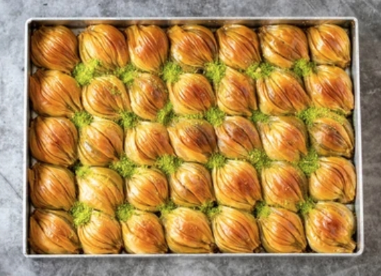 Taze Fırınlanmış 2500 Gr Midye Baklava